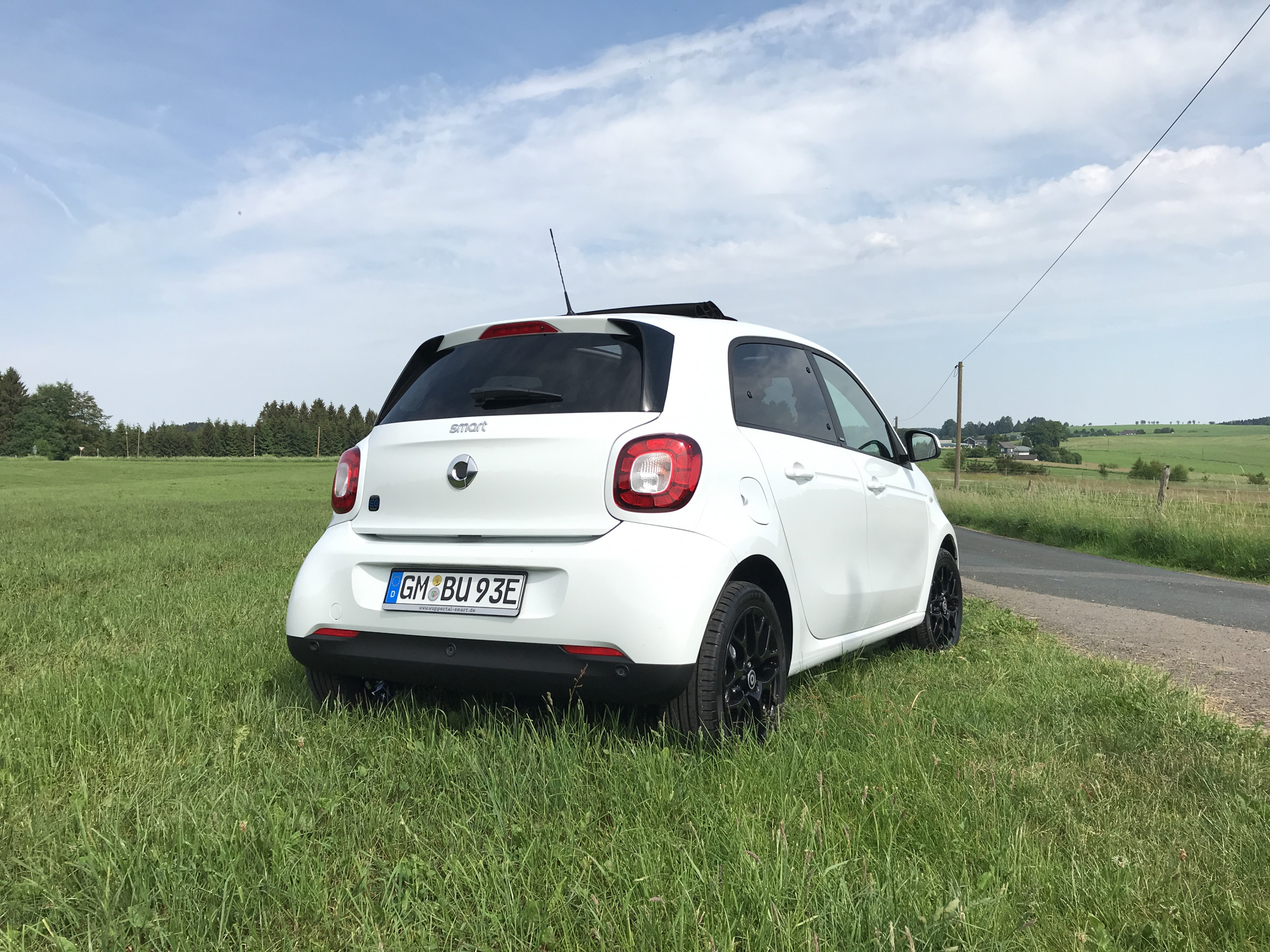 Forfour EQ in weiß