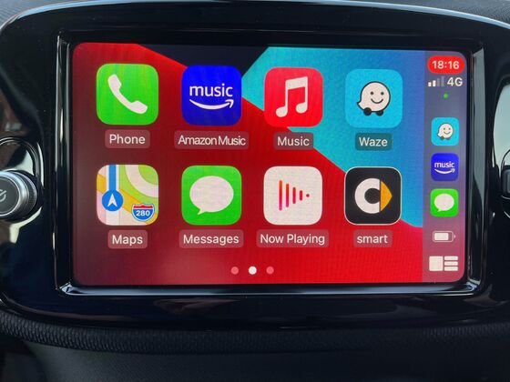 Wireless Apple CarPlay im smart EQ