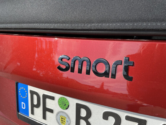 Fußmatten und smart Logo in schwarz