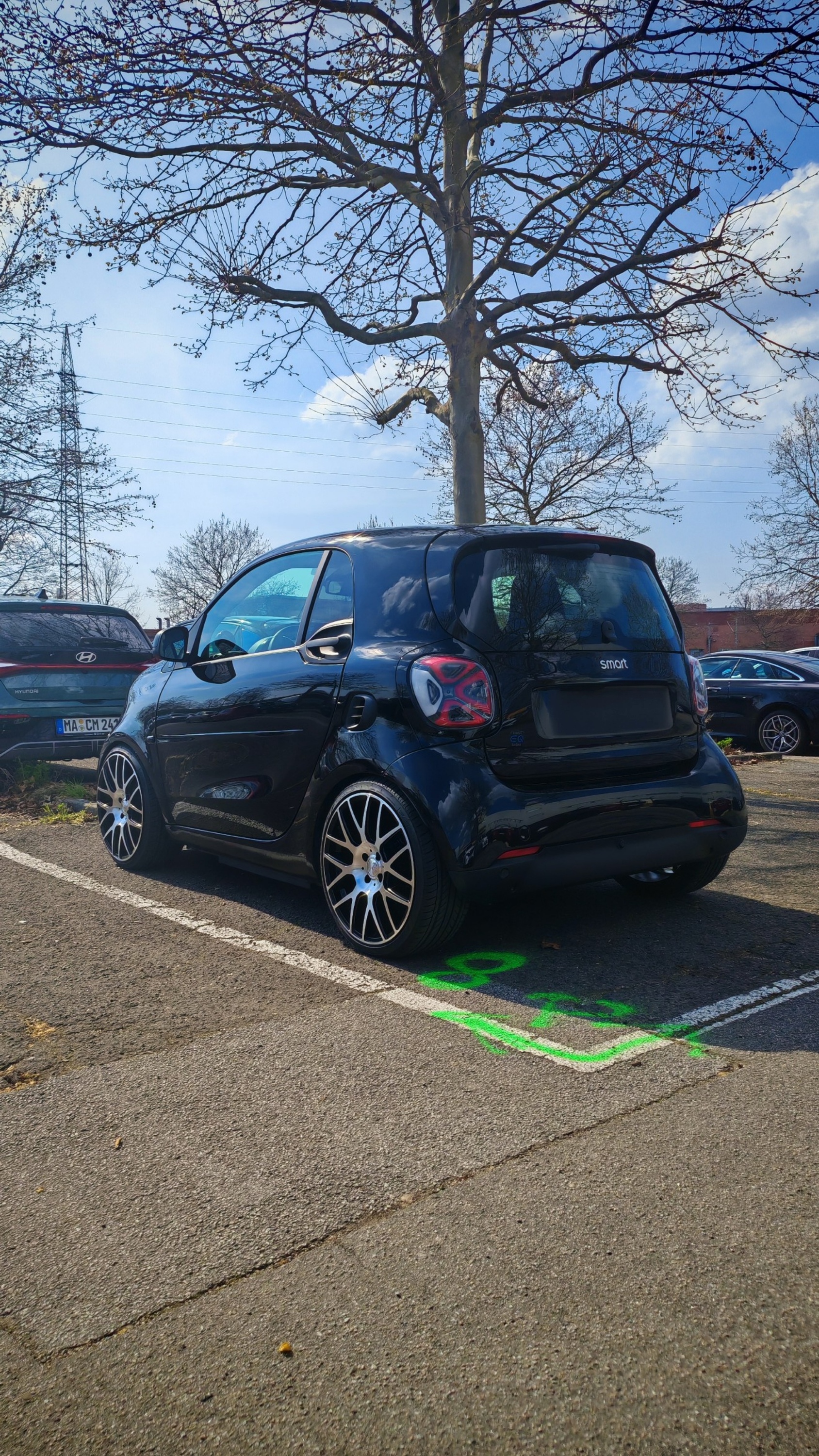 Smart EQ mit LOWTEC und 8x18ET35 hinten