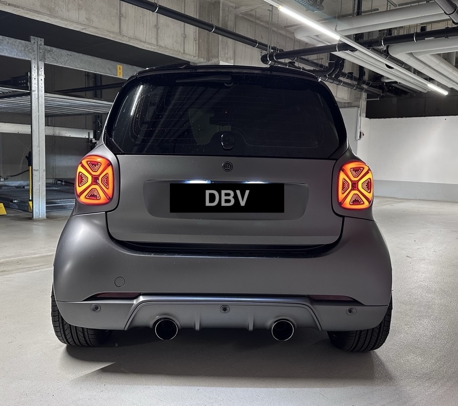Titania Grau ForTwo mit CSR Aero, Bilstein Fahrwerk und 18 Zoll TEC Felgen