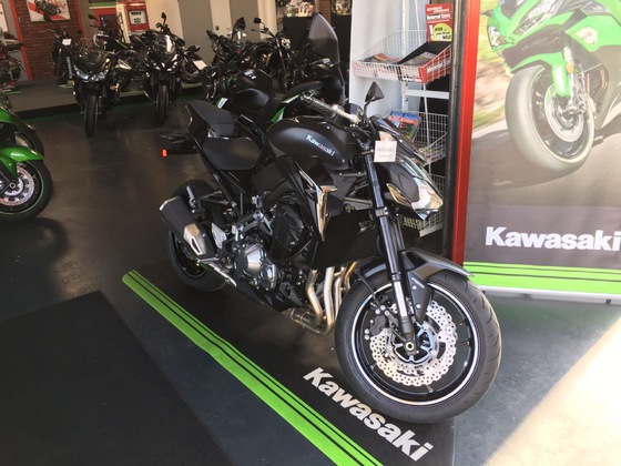 Gekauft. Der Sommer kann kommen New Kawasaki Z900 2017
