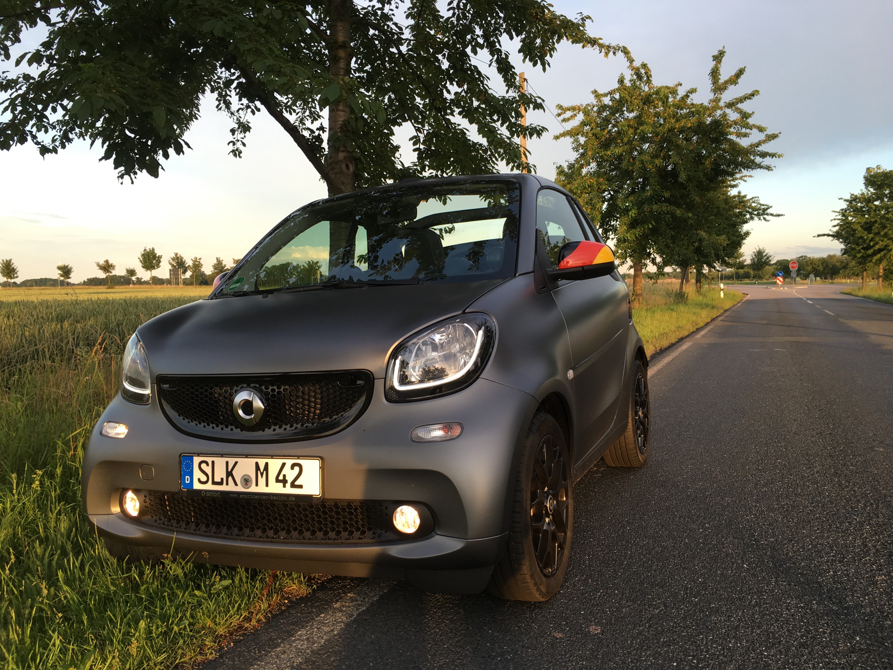 schwarz rot gold und matt - geile Kombi!
